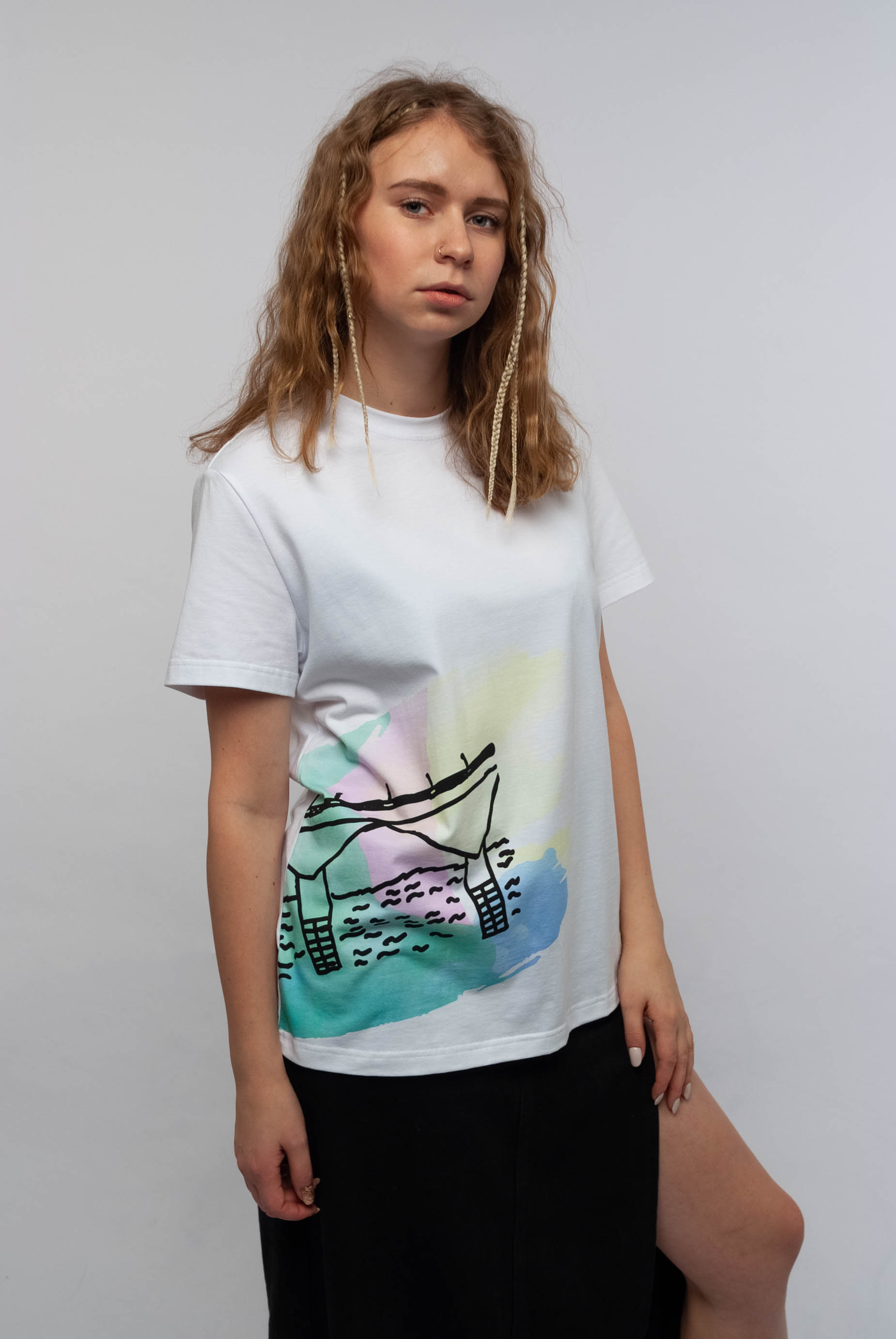 картинка Футболка "Киров - Вятка, как ни крути" Мост, белая, женская от магазина Одежда+