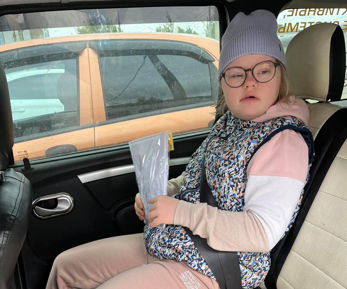 Зоя и такси